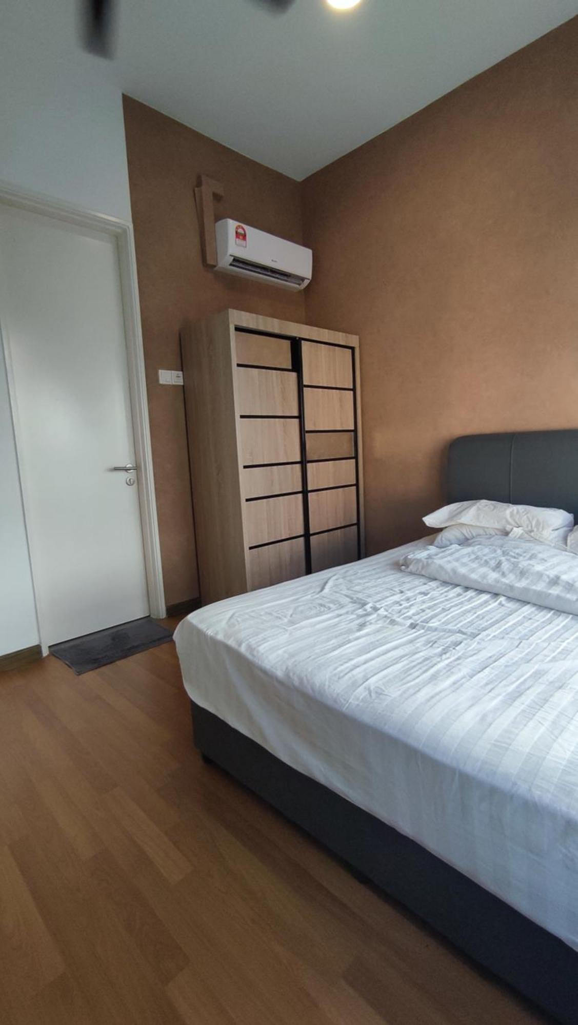 Chymes Gurney Residency Homestay
